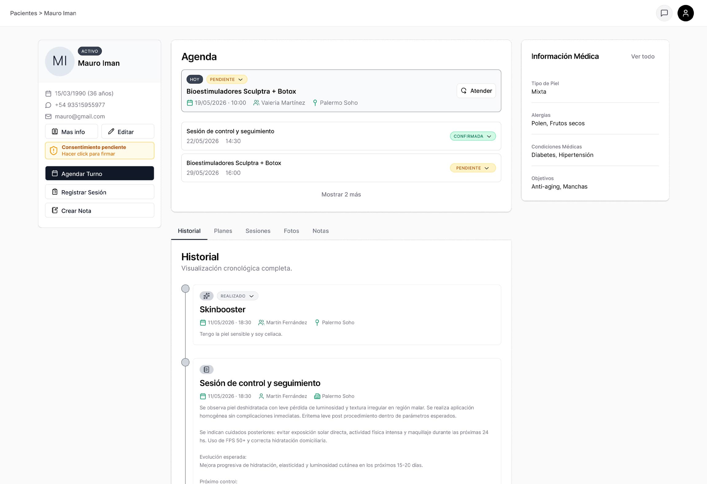 CRM de Datria360: ficha de cliente con historial y segmentación